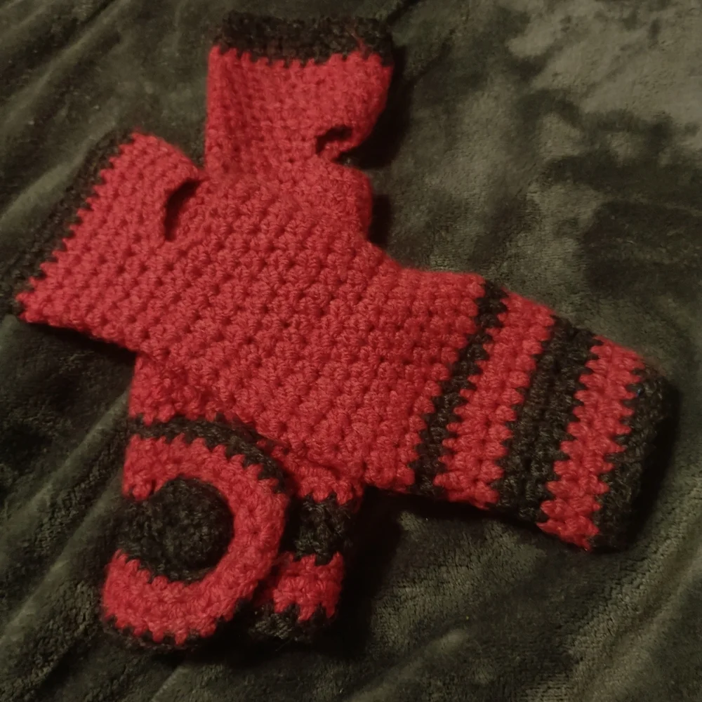Crochet Fingerless Gloves with Button Closure NEW